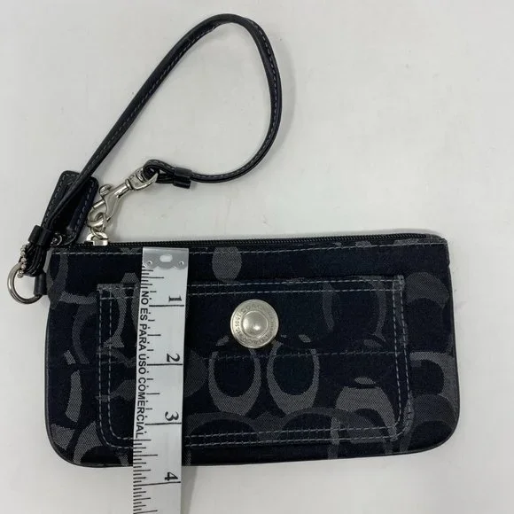 Coach Wristlet - Picture 12 of 16